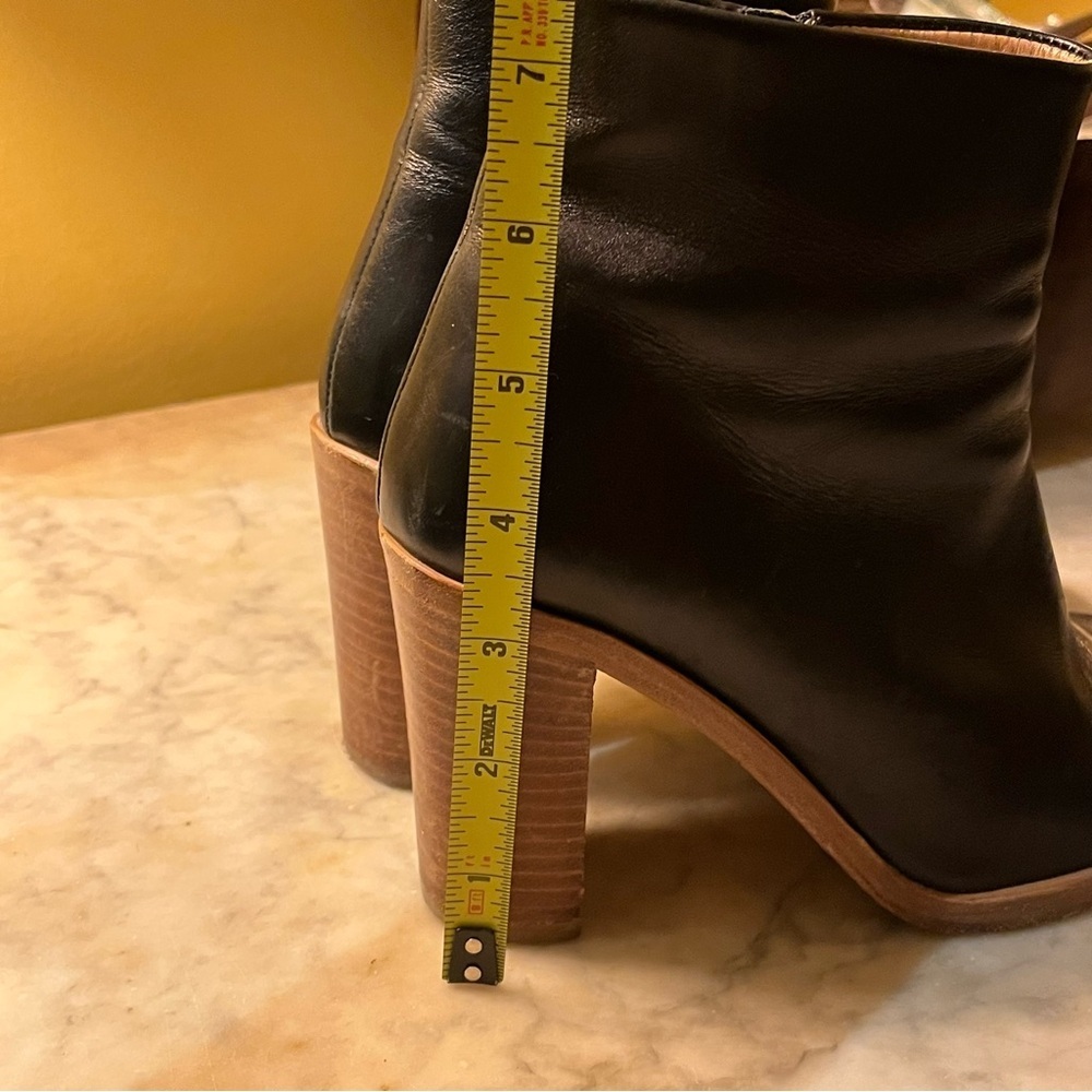 A.P.C. leather ankle boots - Picture 8 of 8